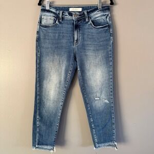 Kancan‎ Signature Buckle Exclusive Medium Wash Frayed Hem Capri Jeans 29